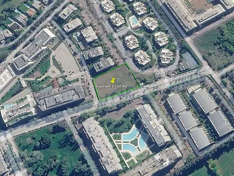 Fracción de tierra con proyecto aprobado en Pilar