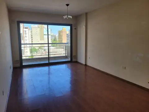 San Martin 1648. Departamento 2 Dorm. con Cochera.