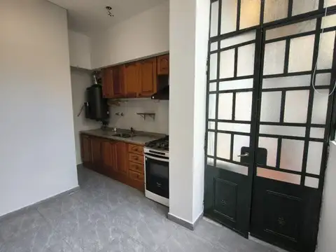 Depto Tipo Casa en Alquiler 66 años