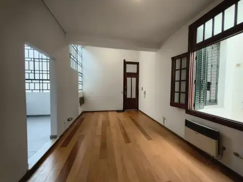 Depto Tipo Casa en Alquiler en Centro, $ 1.400.000