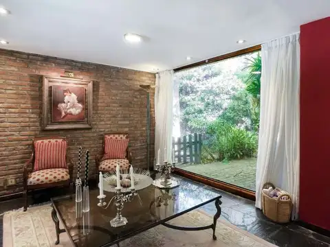 Casa 5 ambientes con 5 baños