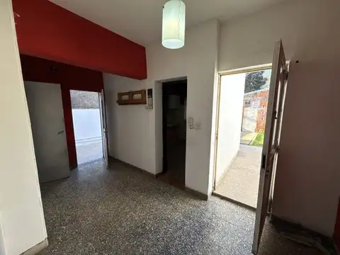 Lezama 4536 , Piso 0