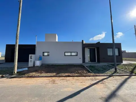 Casa a la venta! A Estrenar! Cuestas de Manantiales!