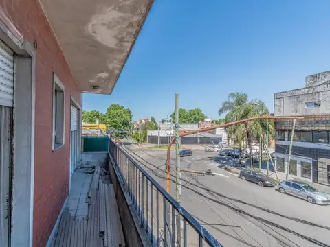 Venta Casa con Galpon en Villa Lynch, San Martin