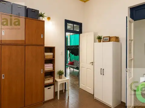 Casa 8 ambientes con 1 baño