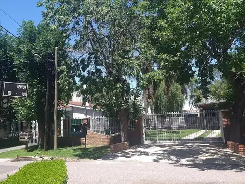 Casa en venta en Barrio Parque El Bosquecillo. Carlos Spegazzini, Ezeiza.