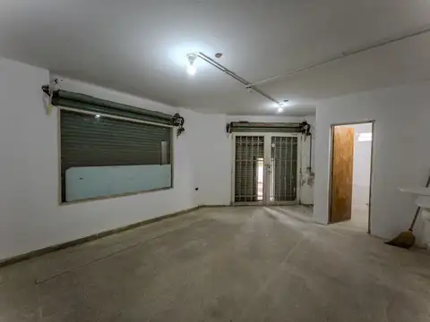 Local en Alquiler en Villa Adelante, $ 350.000