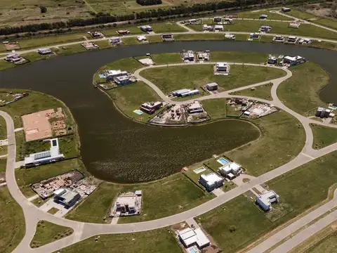 Terreno en Venta en Berazategui, USD 68.000