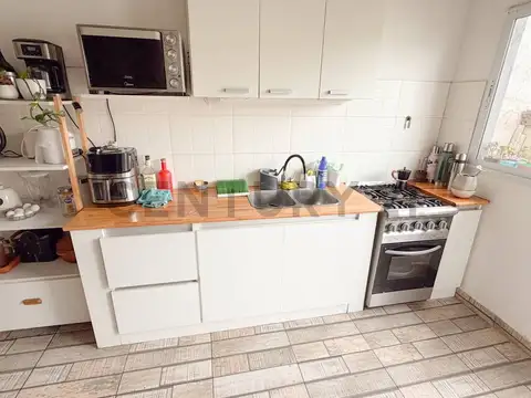 Venta casa 4 ambientes reciclada en interior con jardín, patio y garage – Mar del Plata