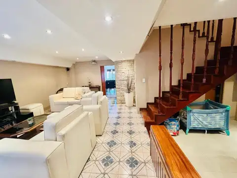Casa 5 ambientes zona Don Bosco - Ramos Mejía