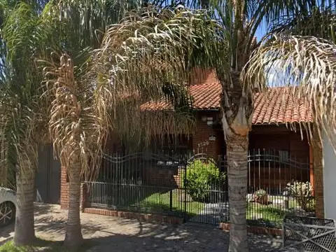 Excelente chalet 5 ambientes en Venta en Quilmes Sur