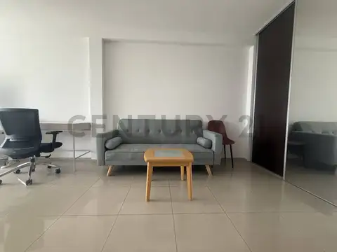 Gral Cesar Diaz 33900, Piso 0