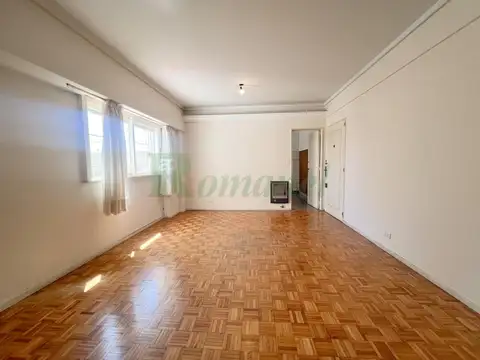 Eleodoro Lobos 440 , Piso 7