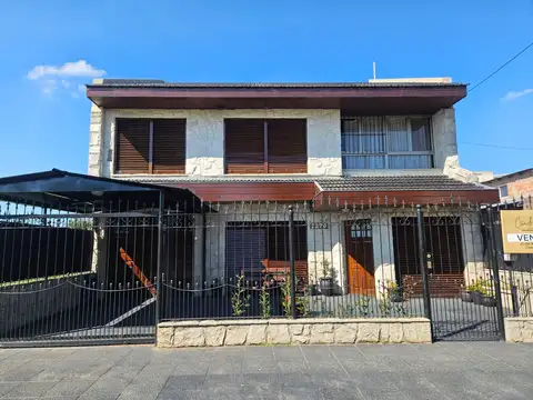Venta Casa con piscina Barrio Colinas de Peralta Ramos Mar del Plata