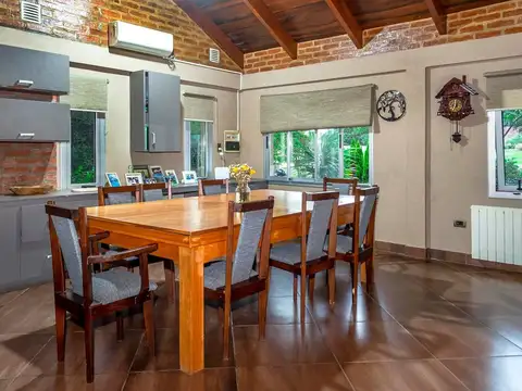 Casa en Venta al Oeste