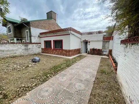 VENTA - Casa en Funes a reciclar