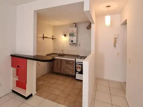 Departamento en Alquiler en La Lucila-Vias/Maipu, $ 495.000