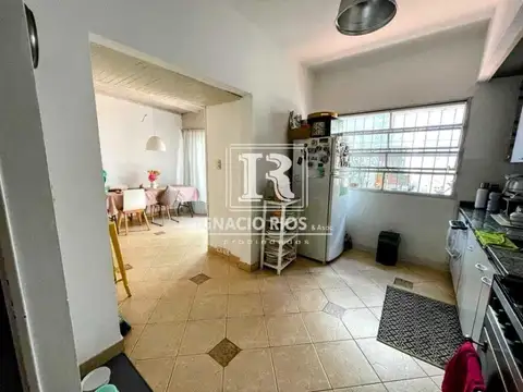 Casa 5 ambientes con 1 baño