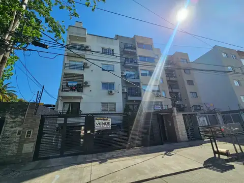 DEPARTAMENTO 2 AMB. CONVERTIDO EN 3 AMB. CON BALCON