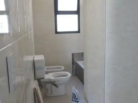 Departamento en Venta al E