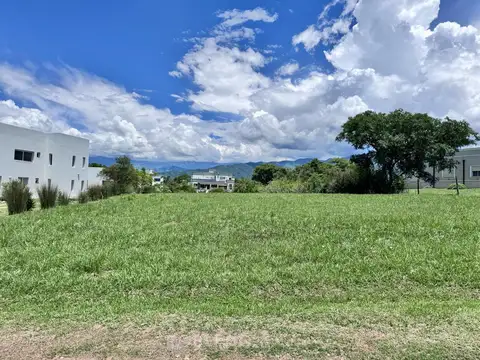Terreno en venta 2.283 m2 El Tipal Club de Campo Salta Capital