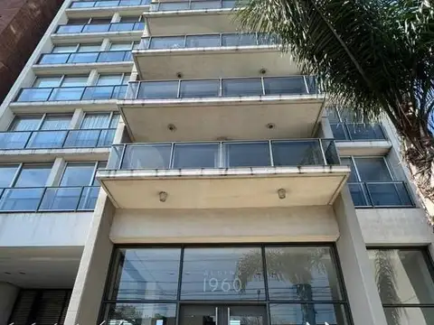 HERMOSO 3 AMIBENTES CON VISTA ABIERTA PISO ALTO + BAULERA + COCHERA  (2DA COCHERA OPCIONAL)