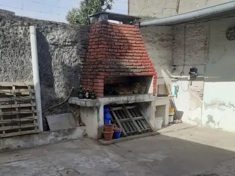 Casa En Venta! A Reciclar!