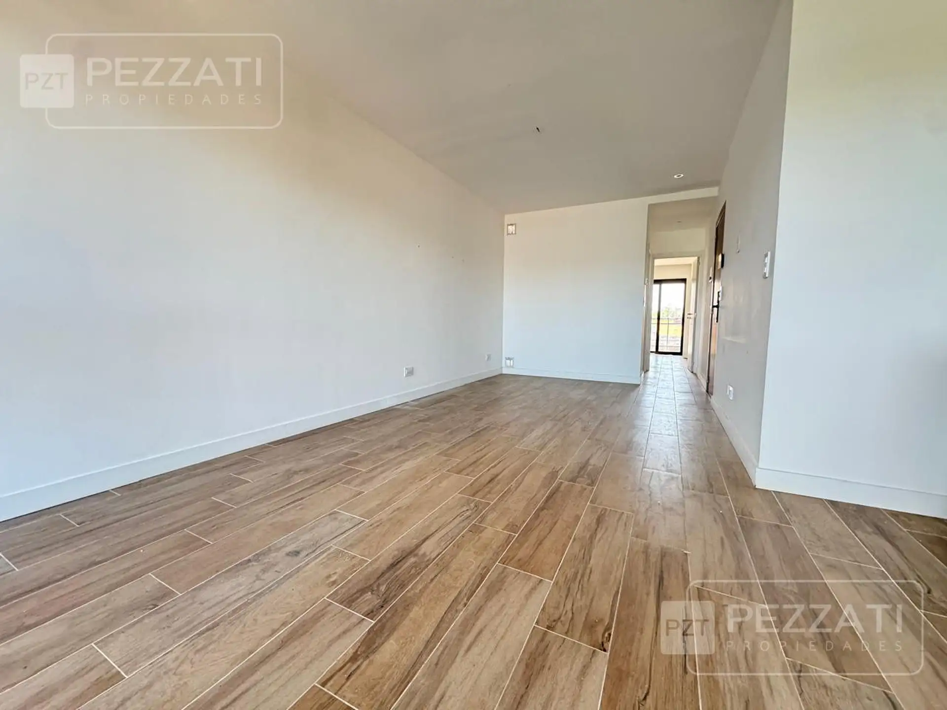 Depto 2 amb a estrenar, 50m² con cochera y balcón — Marcocentro