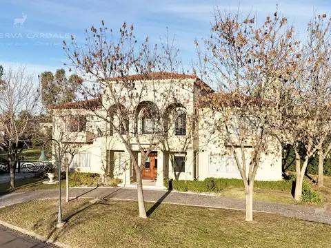 Casa en Alquiler de 4 dormitorios