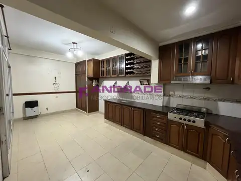 Departamento en Alquiler con 1 cocheras