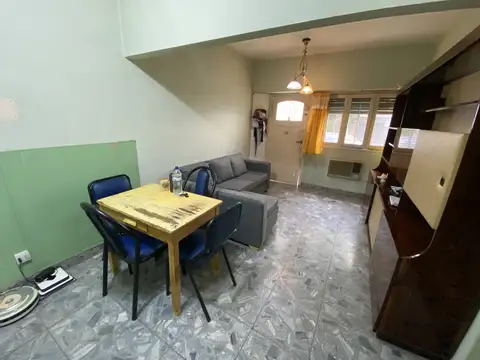 Casa en Venta en Castelar, USD 70.000