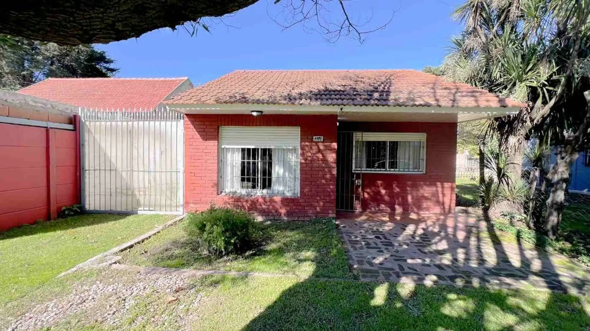 VENTA CASA 3 AMB. PARQUE PEÑA