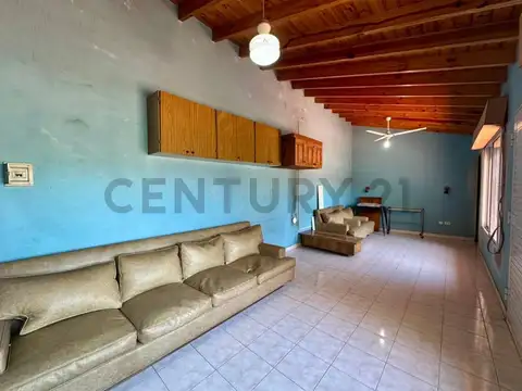 VENTA PH 4 AMBIENTES AVELLANEDA CON QUINCHO
