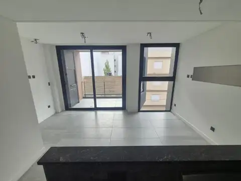 DTO. 2 AMB. 72 M2..  - EXTERNO- PASEO ALDREY