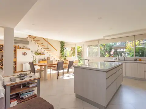 Casa en Venta con 1 cochera