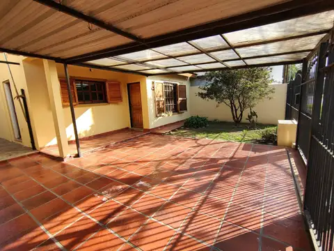 Casa en Venta en Moreno, USD 89.000