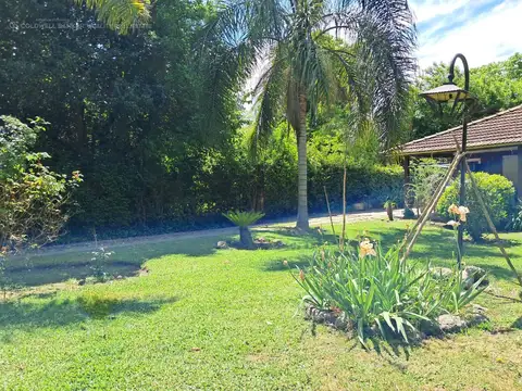 Casa en Venta con 6 cocheras