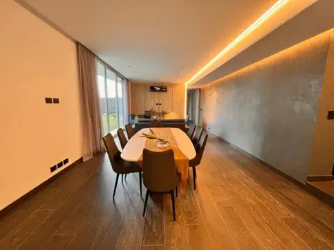 Departamento en Venta con 2 cocheras