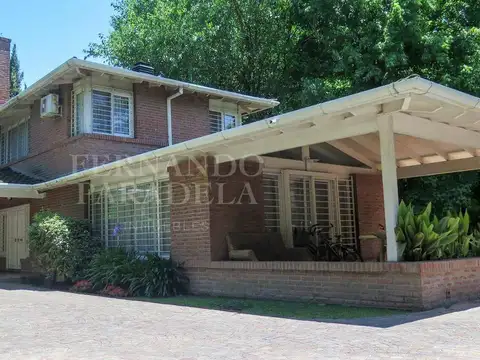 Casa - Barrio Parque Leloir