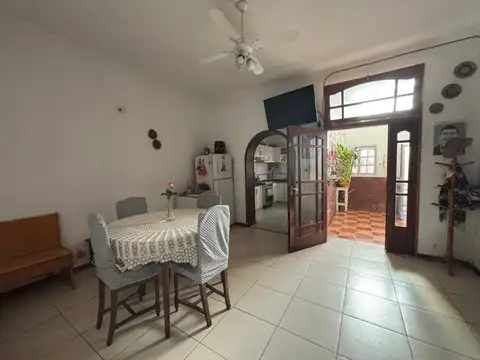 Depto Tipo Casa en Venta de 6 ambientes