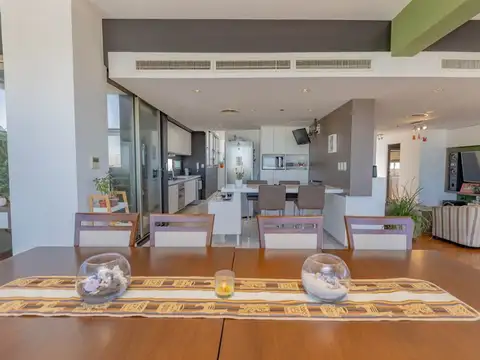 Departamento 5 ambientes con 2 baños