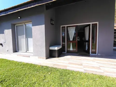 Casa 6 ambientes con 3 baños