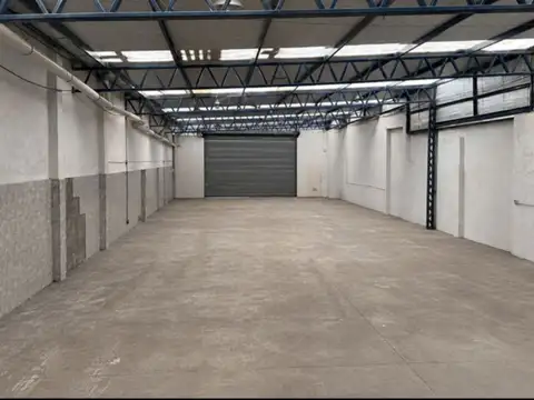 VENTA deposito 1400 m², av Pedro Diaz hurlingham