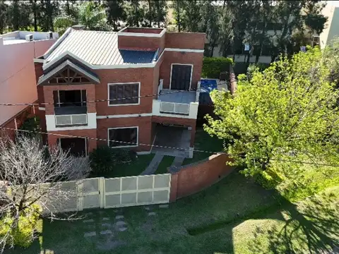 Casa en Venta de 4 dormitorios
