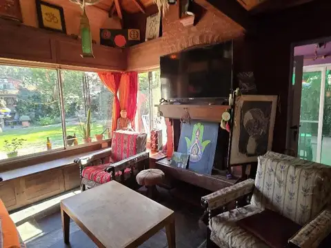 Casa 3 ambientes con 2 baños