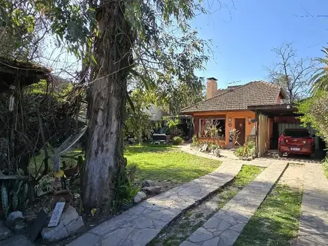 Casa en Venta con 1 cochera