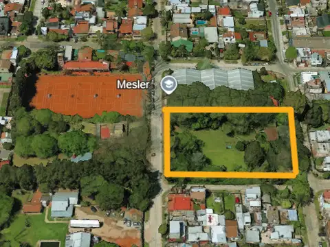 EXCELENTE PARCELA A LA VENTA DE 3749m2 CON SALIDA A 3 CALLES
