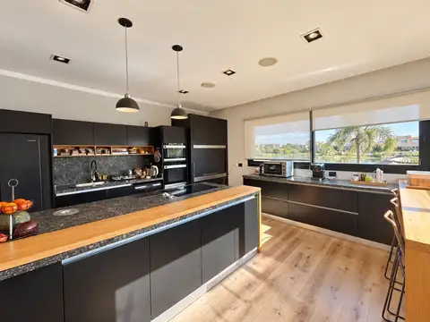 Casa en Venta en Puertos - Barrio Vistas, USD 540.000