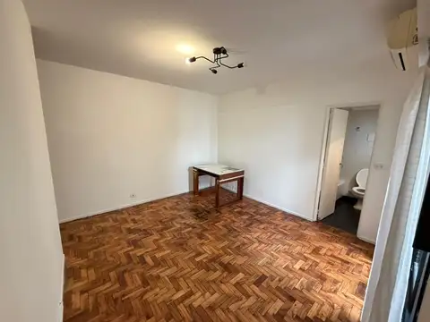 Paraguay 3700, Piso 6