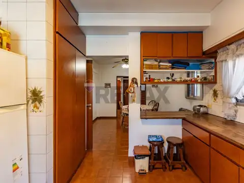 VENTA CASA 4 AMB C/PILE Y QUINCHO EN LOPEZ CAMELO